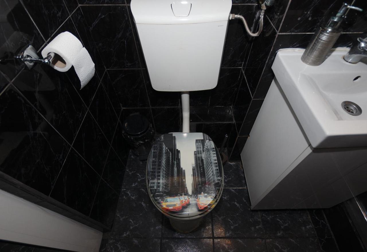 Lvc,Lac & Nyc Apartshotel Faleza غالات المظهر الخارجي الصورة